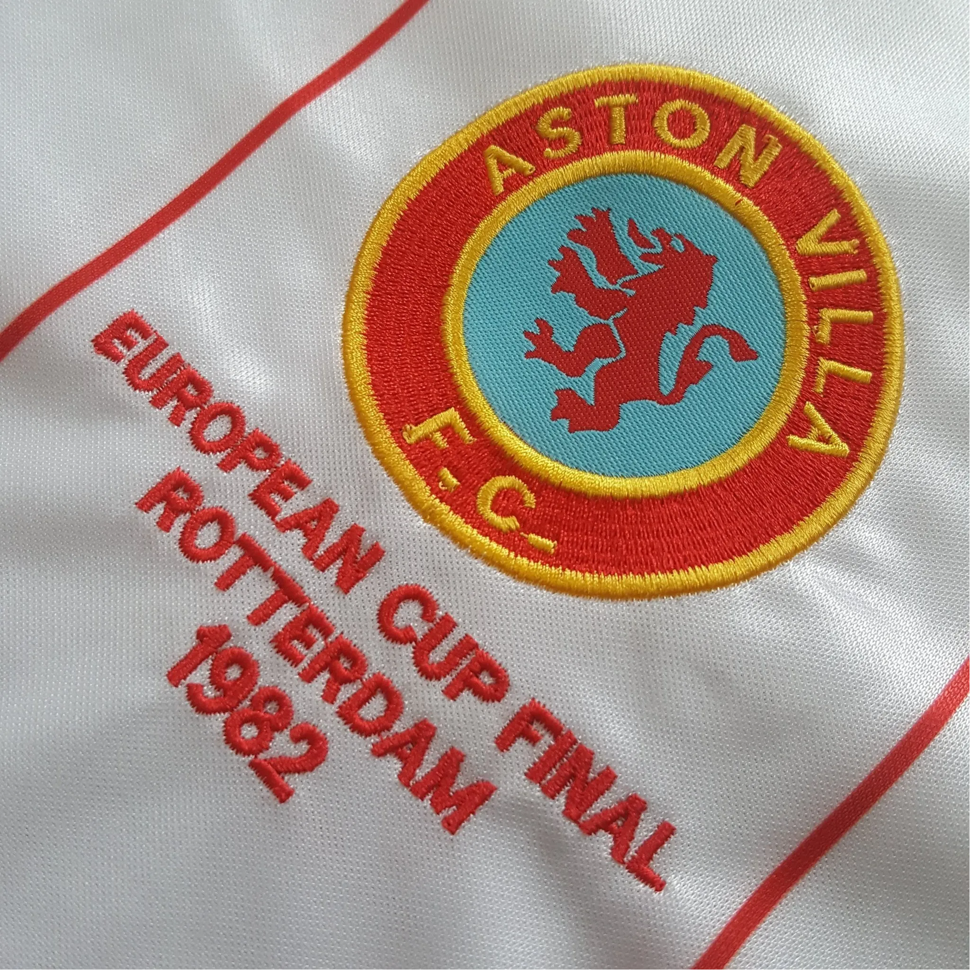 1982 Aston Villa - Away Retro Kit - ClassicKits433