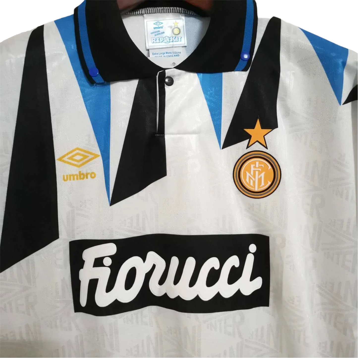 1992/1993 Inter Milan Fiorucci - Away Retro Kit