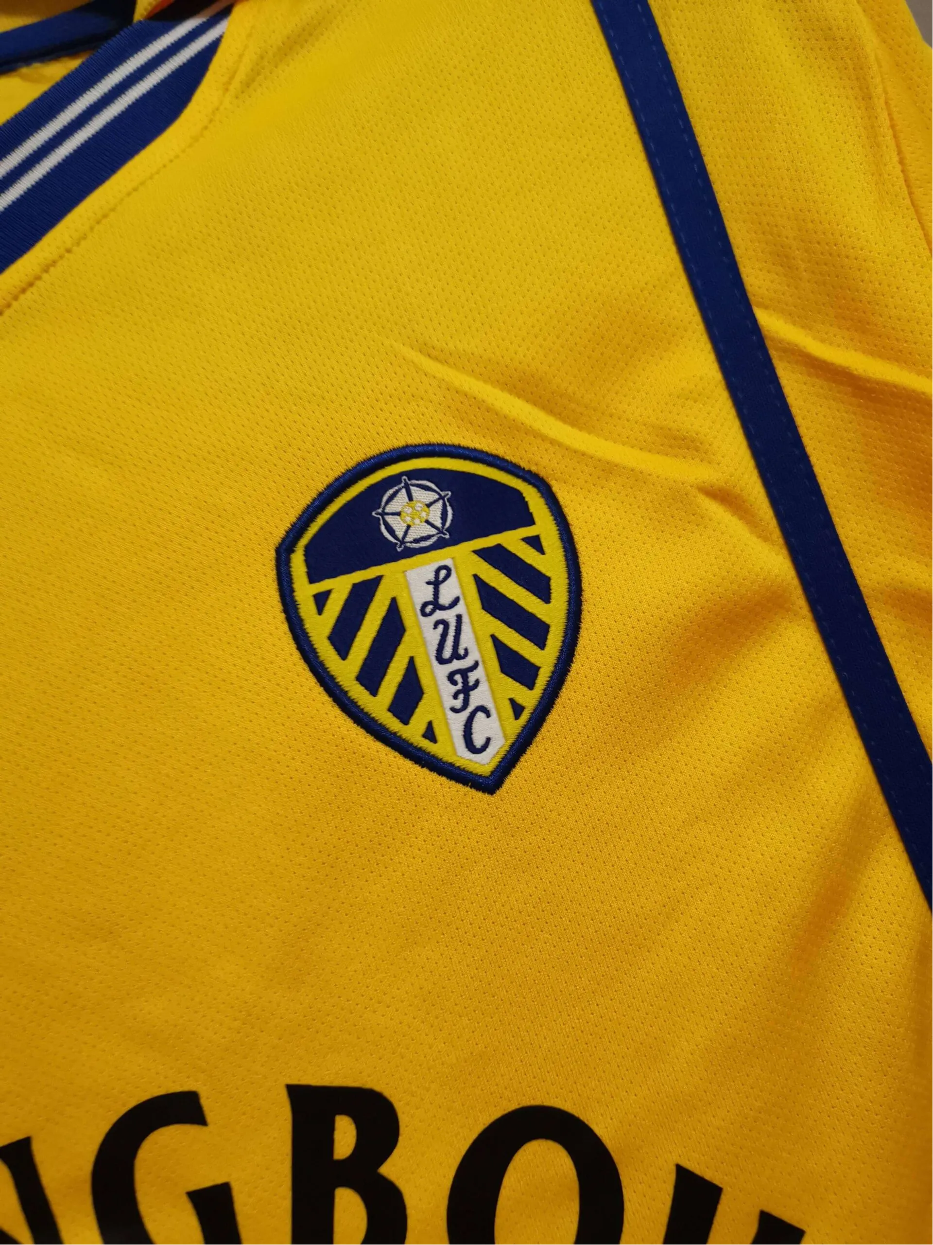 2000/2001 Leeds United STRONGBOW - Away Retro Kit - ClassicKits433