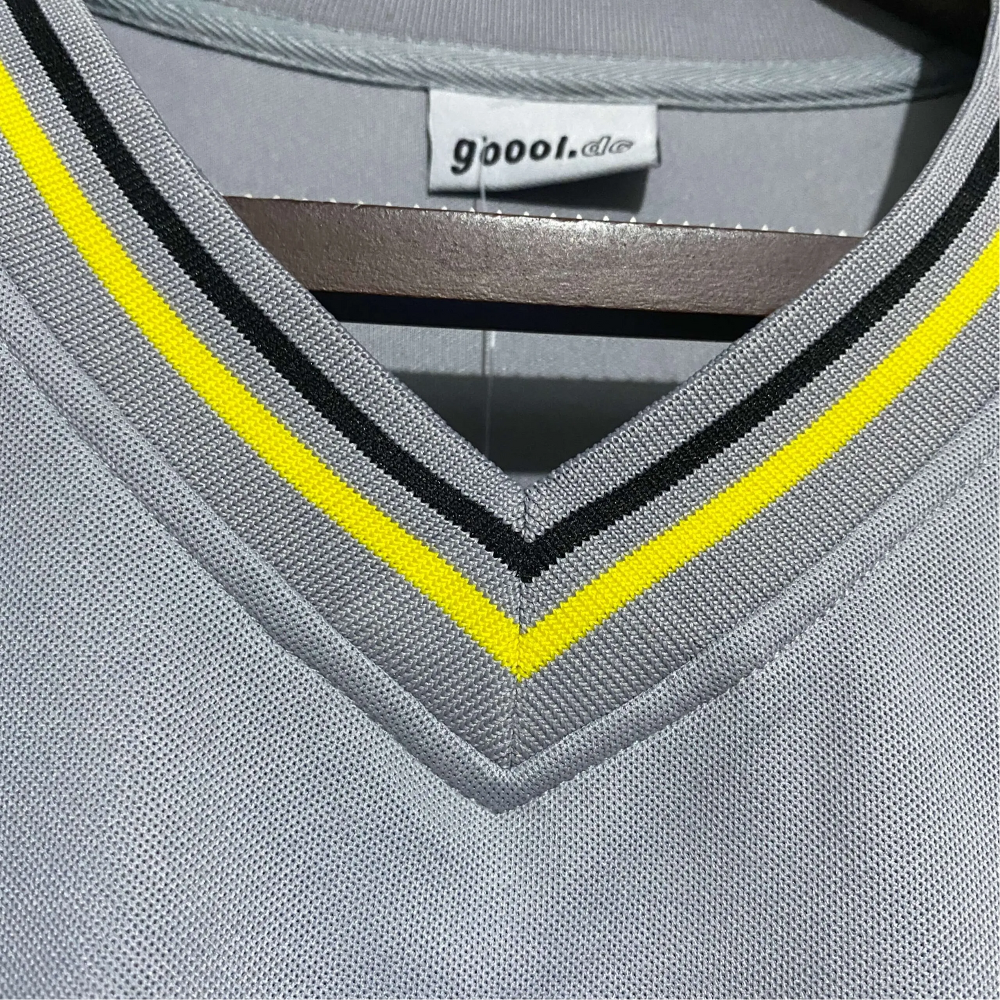 2000 Borussia Dortmund e.on - Away Retro Kit - ClassicKits433