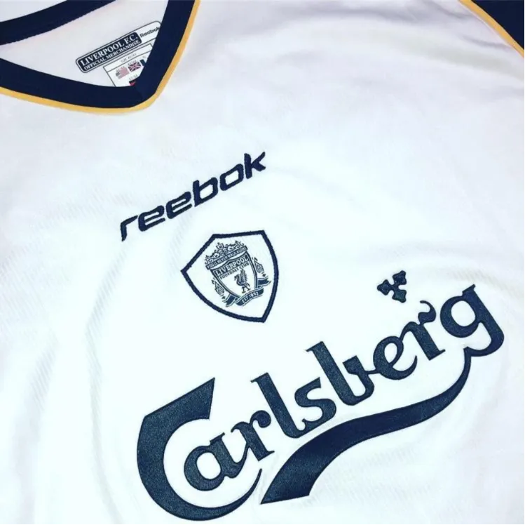 2001/2002 IiverpooI Carlsberg - Away Retro Kit - ClassicKits433