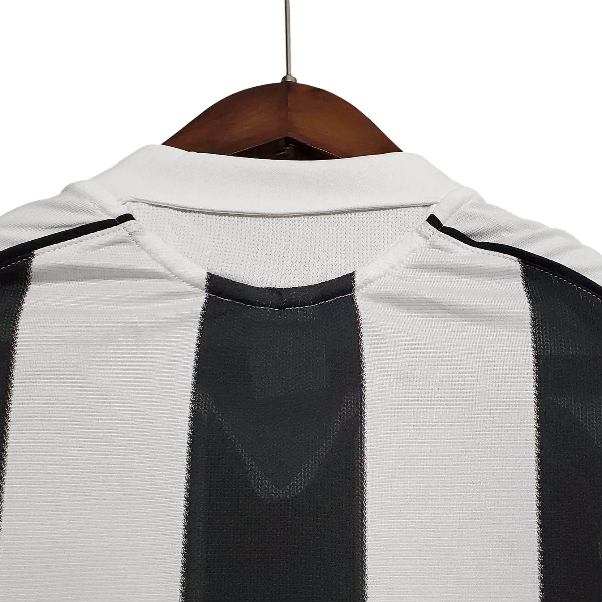 2005/2006 Newcastle Utd northern rock - Home Retro Kit - ClassicKits433