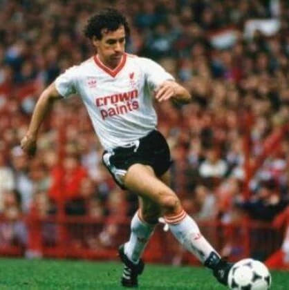 1985/86 Liverpool Away Retro Kit - ClassicKits433