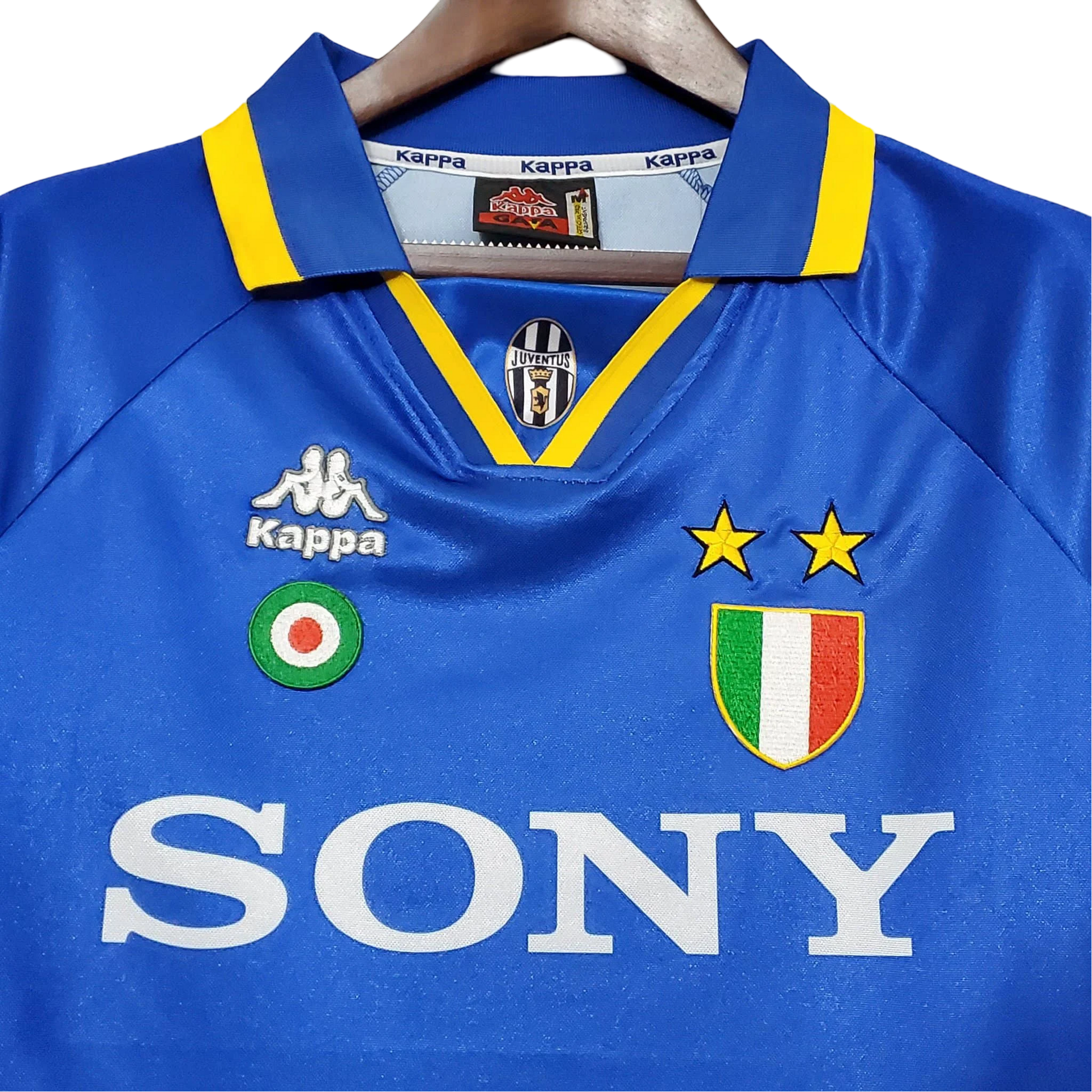 1995/1996 Juventus Away Retro Kit - ClassicKits433