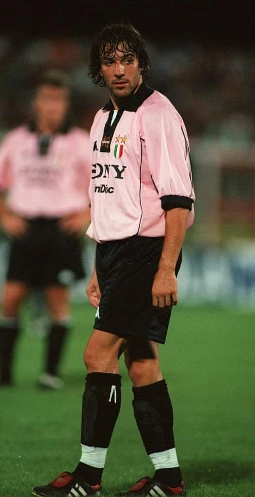 1997/1998 Juventus Away Retro Kit - ClassicKits433