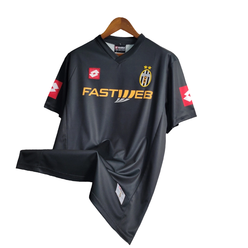 2001/2002 Juventus Away Retro Kit - ClassicKits433