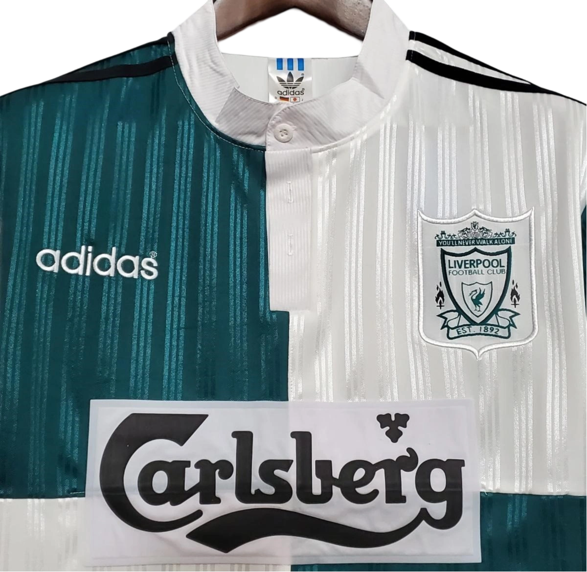 1995/96 Liverpool Away Retro Kit - ClassicKits433