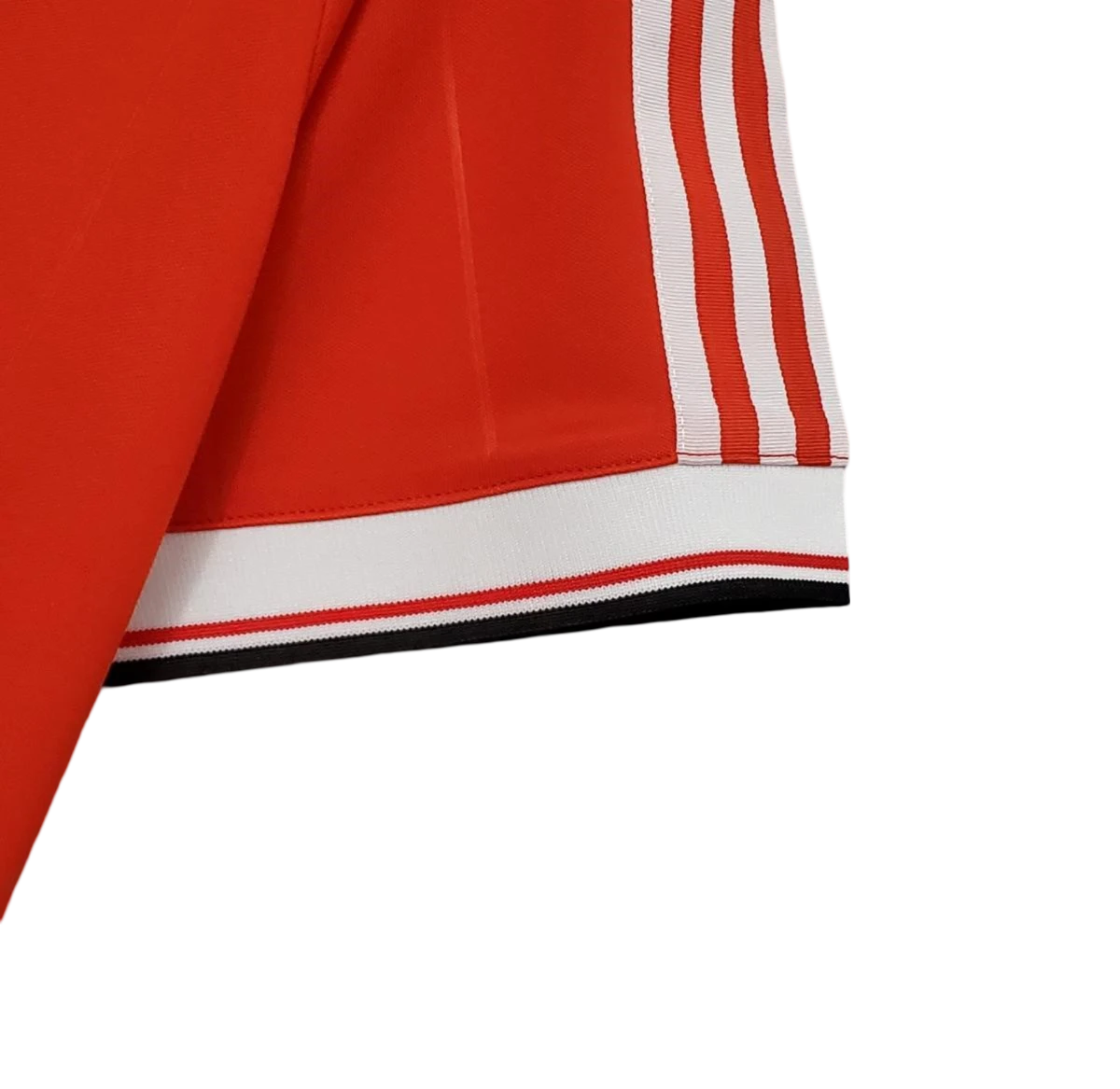 1983/84 Manchester United Home Retro Kit - ClassicKits433