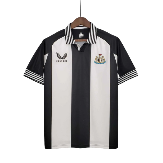 Newcastle Utd commemorative edition - white/black Retro Kit - ClassicKits433