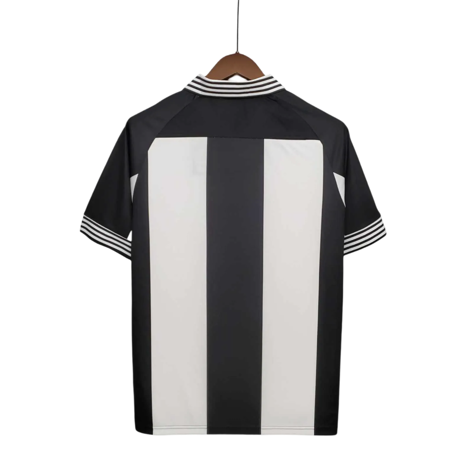 Newcastle Utd commemorative edition - white/black Retro Kit - ClassicKits433