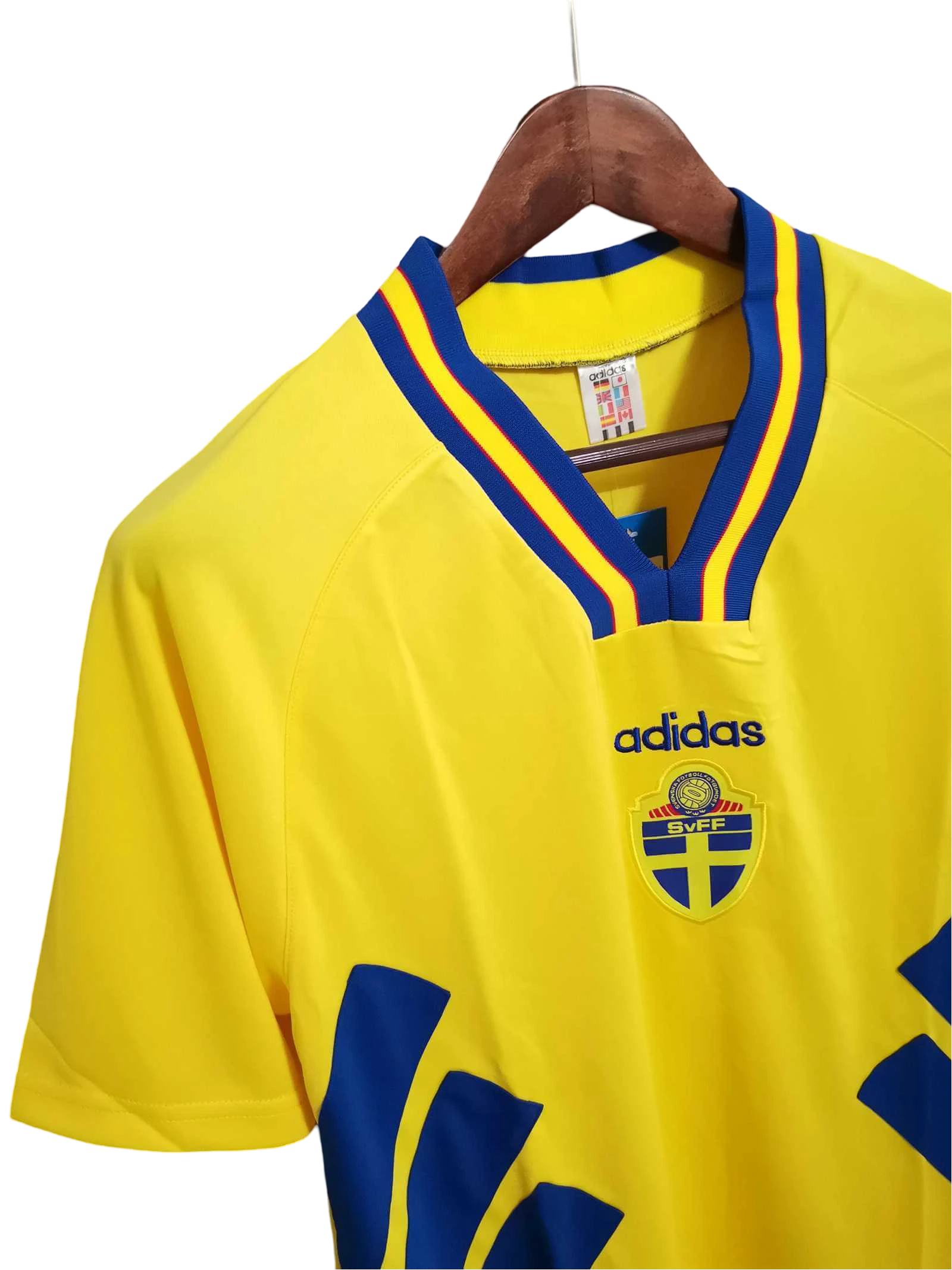 1994/1995 Sweden Yellow Home Retro Kit - ClassicKits433